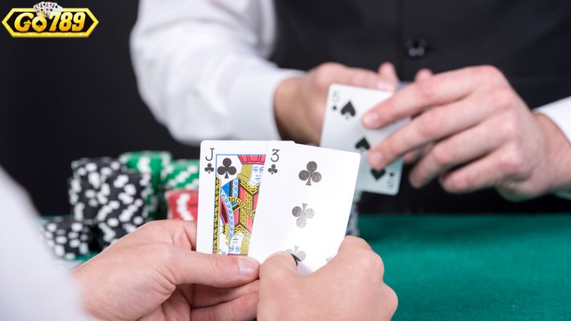 Hướng dẫn cách chơi Poker tại Go789